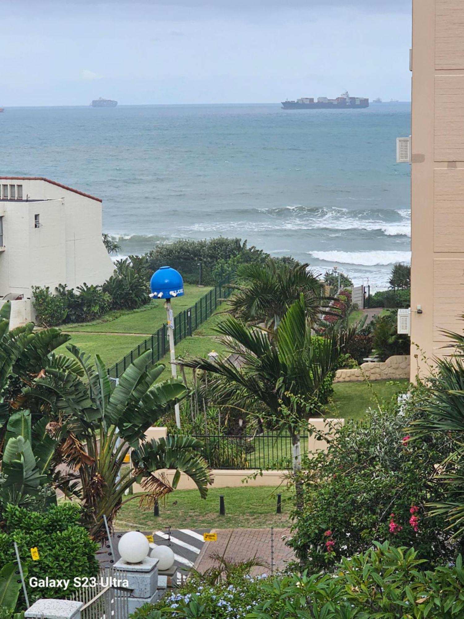 Umhlanga Getaways Apartment Durban Exterior photo